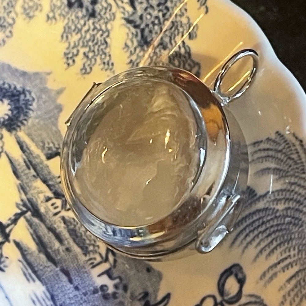 Antique Pool Of Light Style Bubble Dome Glass Locket Pendant